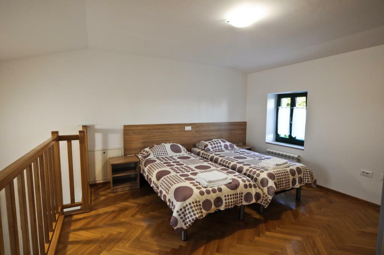Gorgeous Istrian Villa Марезиге Экстерьер фото